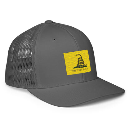 Embroidered "Don't Tread on Me" Gadsden Flag | Closed-Back Trucker Cap | Flexfit 6511 Flexfit 6511 Gun Beaver   